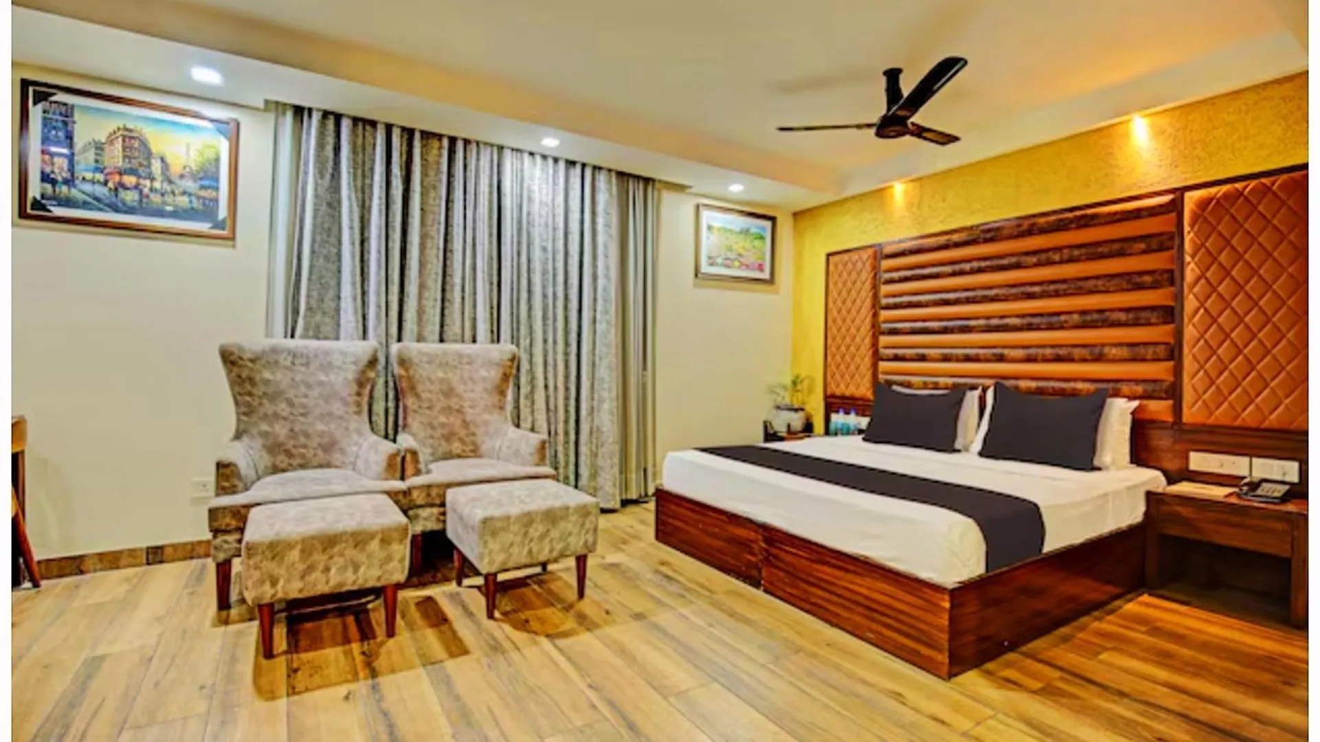 Hotel Deena Palace Near Kashi Vishwanath Temple - Fully Air Hotel Varanasi India
